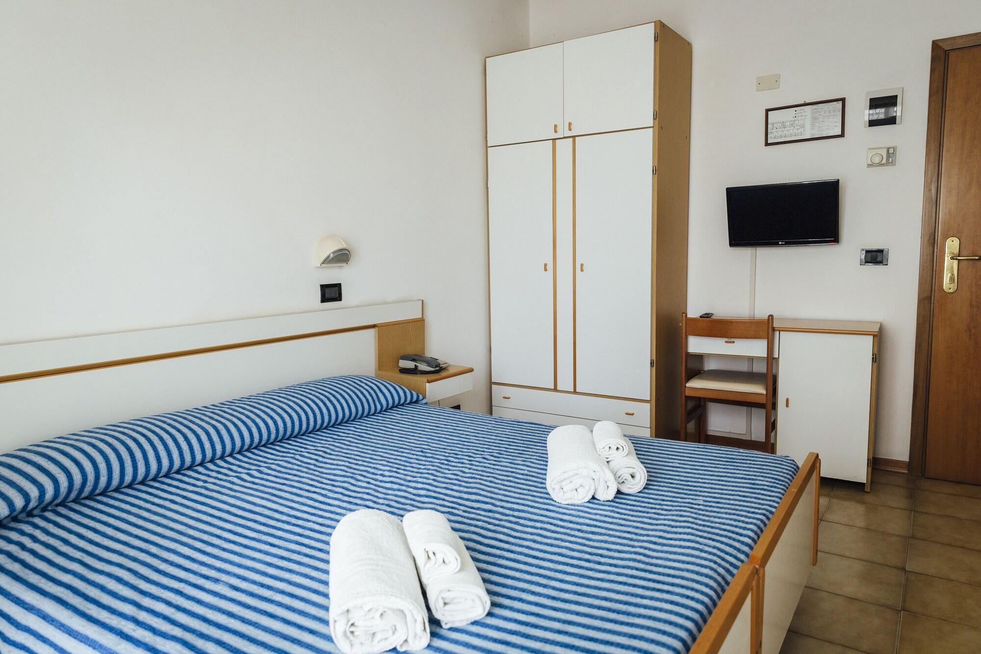 Hotel Montecarlo Ρίμινι Εξωτερικό φωτογραφία