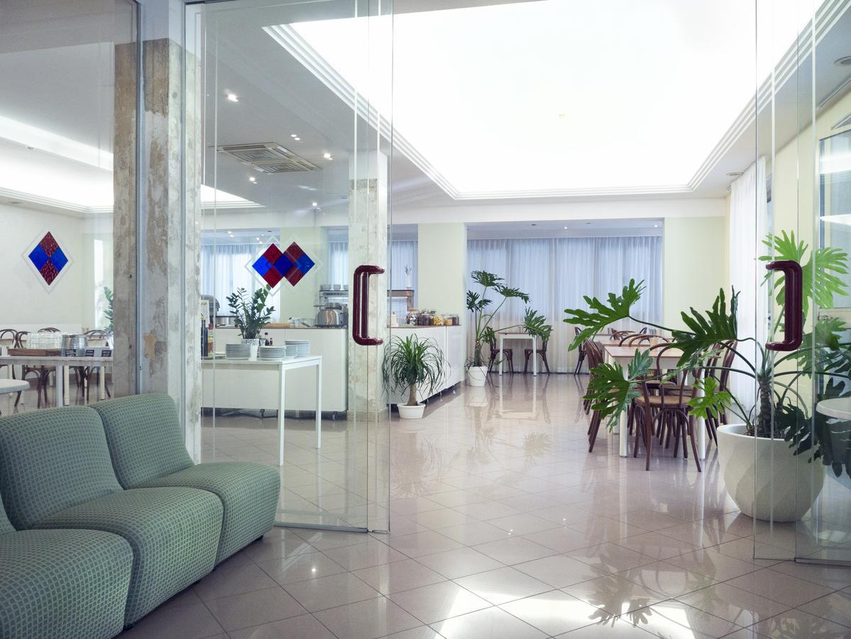 Hotel Montecarlo Ρίμινι Εξωτερικό φωτογραφία