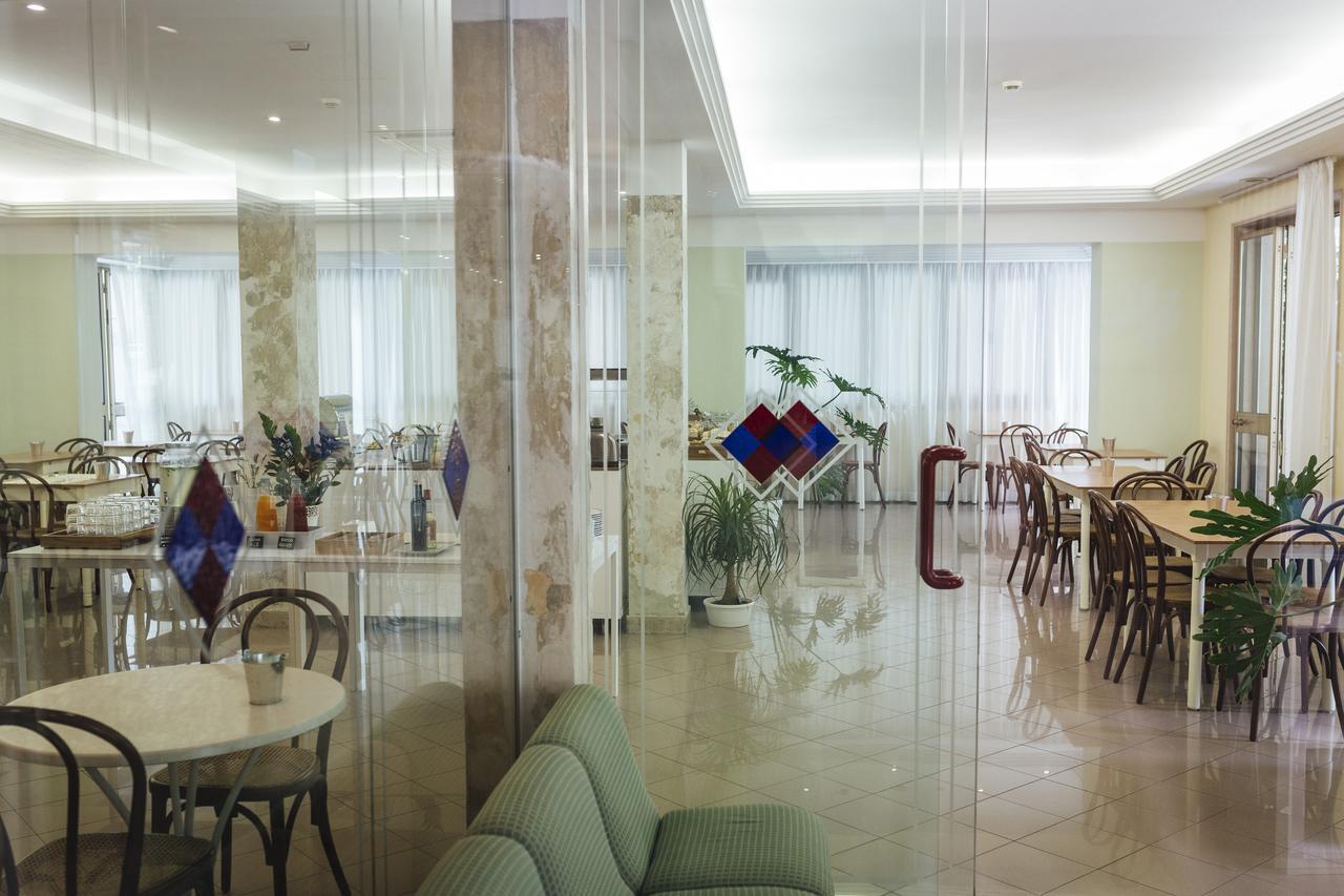 Hotel Montecarlo Ρίμινι Εξωτερικό φωτογραφία