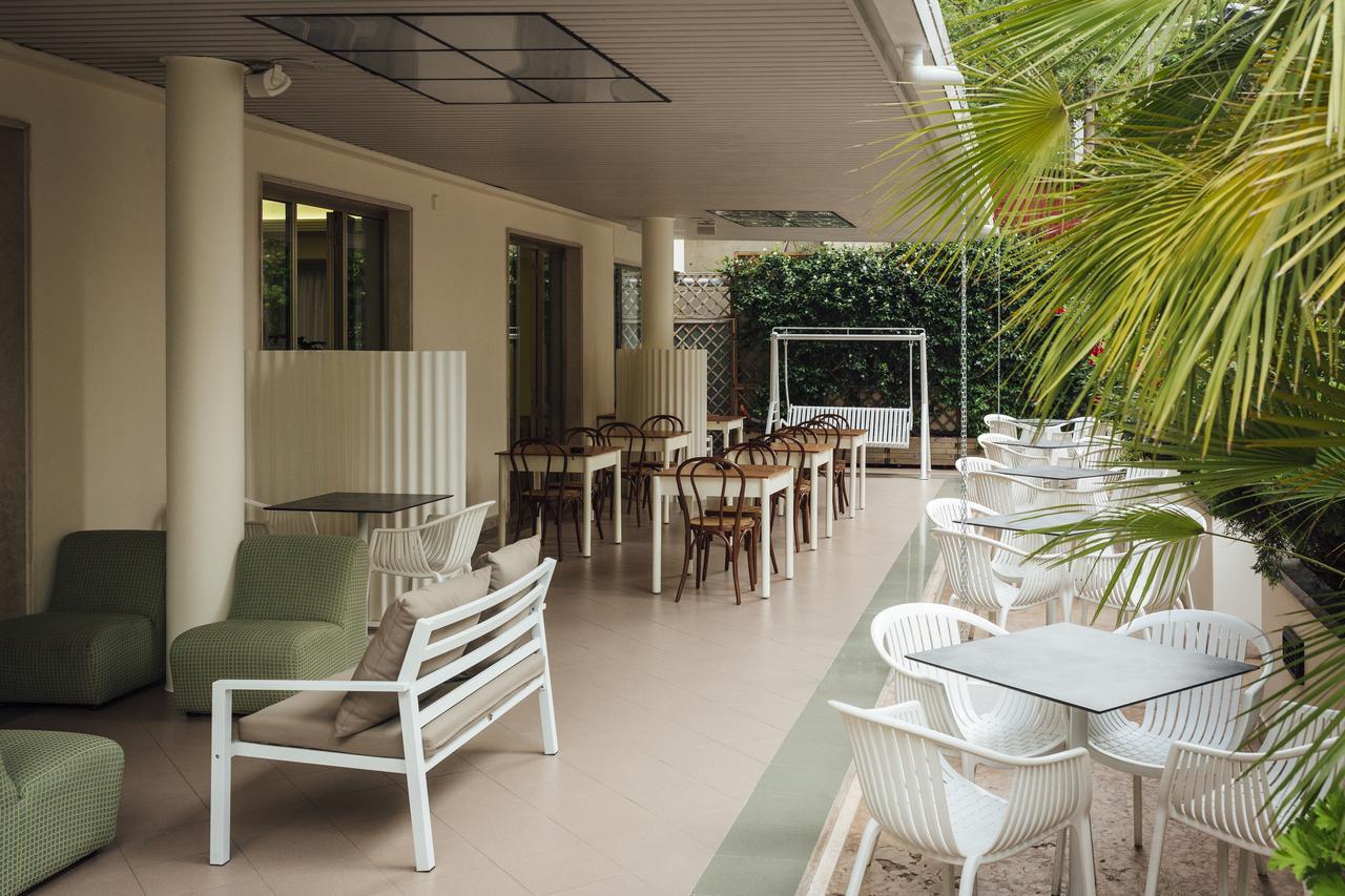 Hotel Montecarlo Ρίμινι Εξωτερικό φωτογραφία