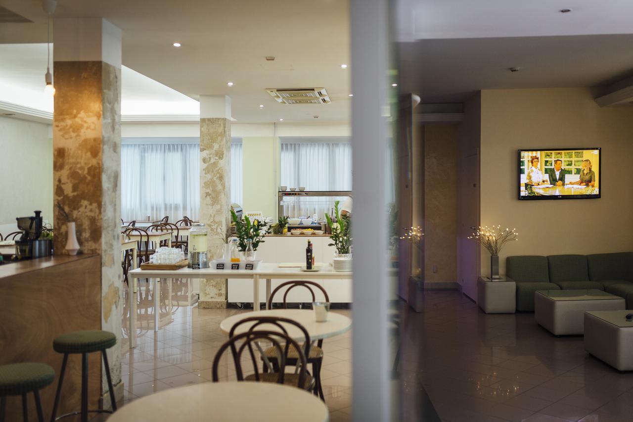 Hotel Montecarlo Ρίμινι Εξωτερικό φωτογραφία